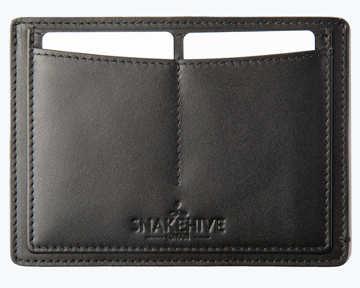 LEATHER PASSPORT HOLDER - THE ESSENTIAL COLLECTION